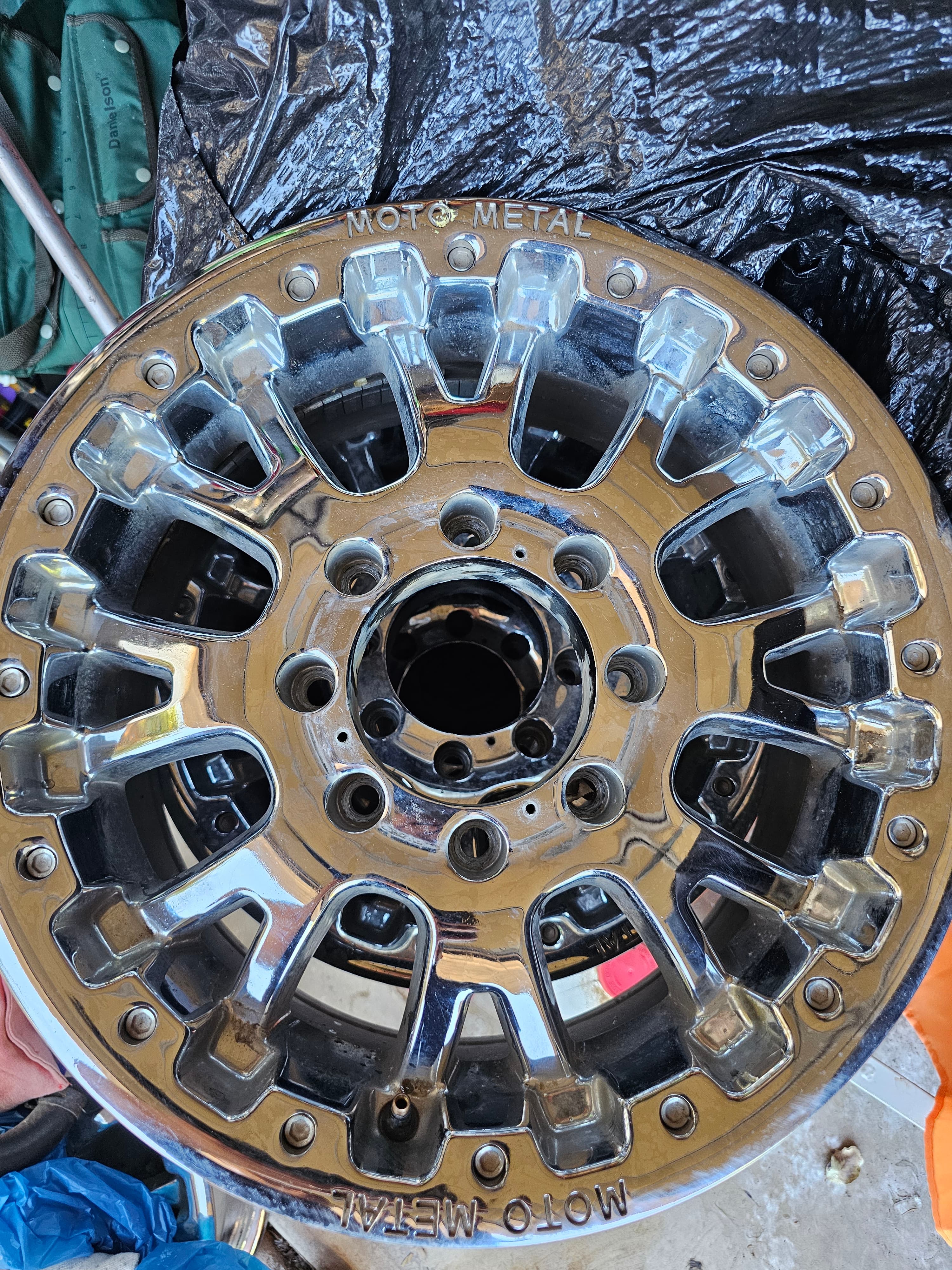 8 lug chevy rims