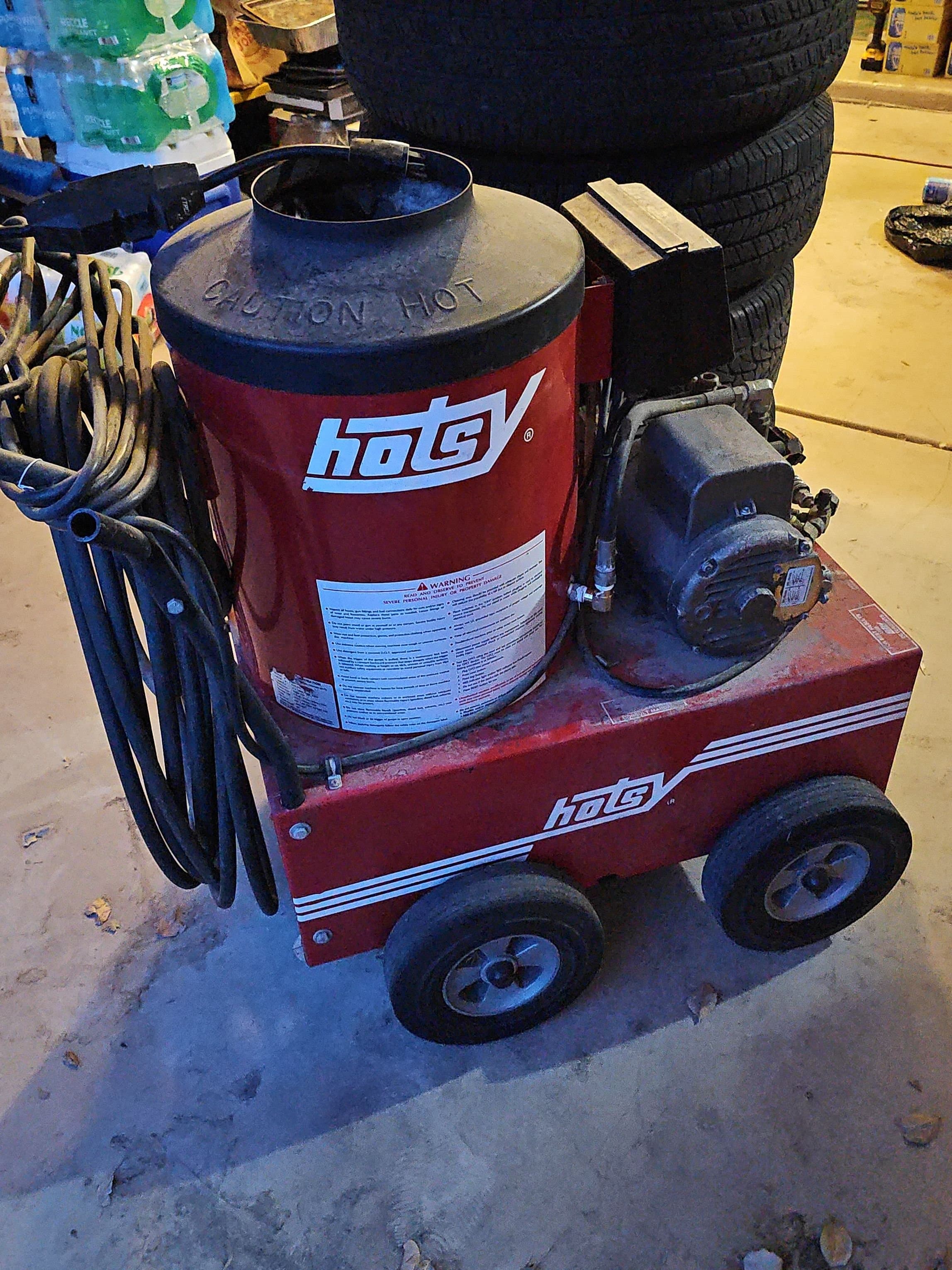 Hotsy hot water pressure washer cart